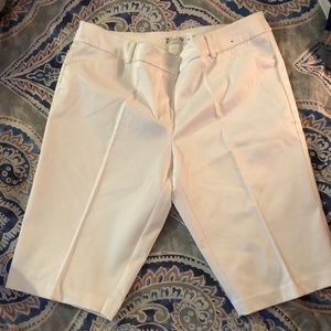 NY & Co Ladies shorts